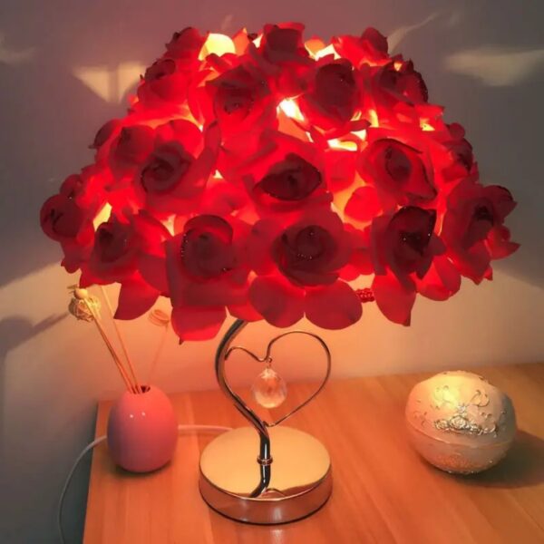 Modern Wedding Decor Electric Table Lamp Gift Wedding Bedroom Bedside Desk Lamp Creative Rose Flower Light Body Color White